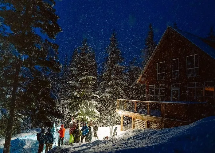 Hot Tub Cool Views: Roaring Creek Cabin