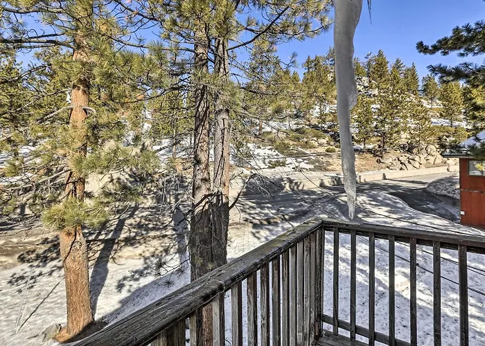 < 1 Mi To Heavenly Lifts: Tahoe Area Townhome!