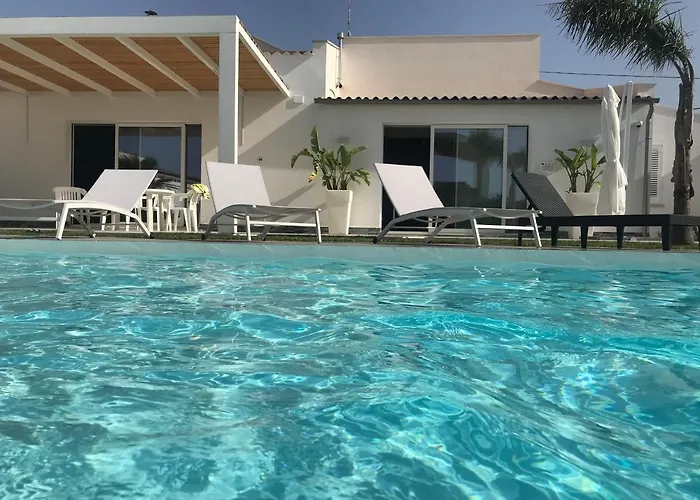 Villa White Luxury Residence