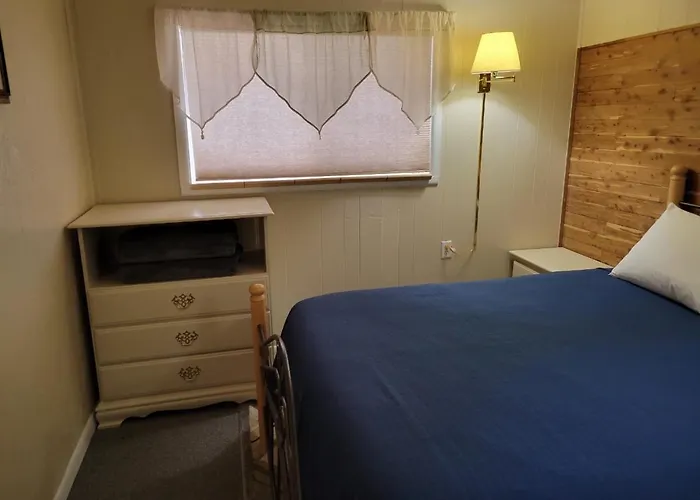 Husker Inn
