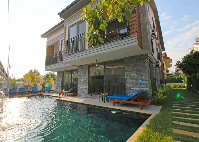 Caglar Residence