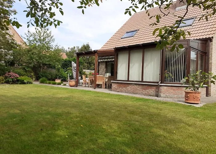Villa Villa Kievit With Sauna And Parking By Interhome