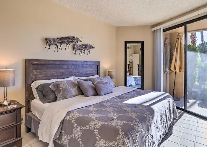 Near Golfing: Palm Desert Condo W/ Pool Access!