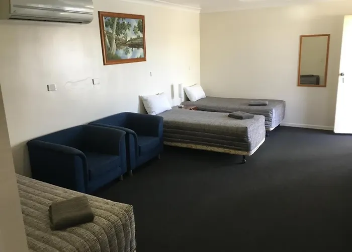 Charleville Waltzing Matilda Motor Inn