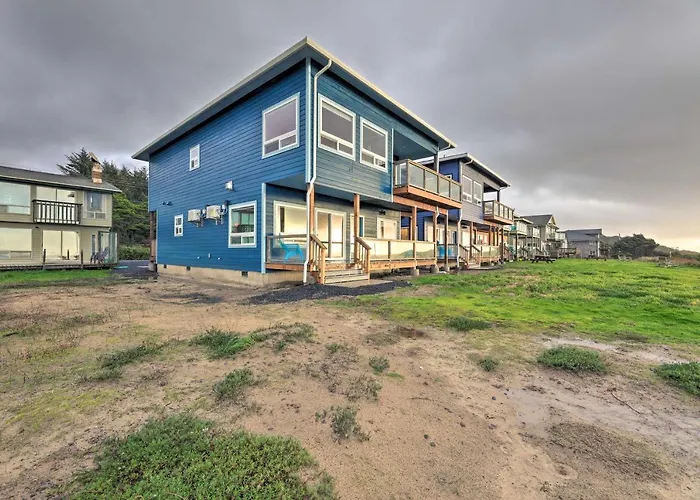 Sanderling Sea Cottages, Unit 5 W/ Ocean Views!