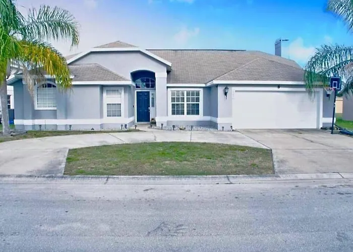 Spacious 4-Bedroom 2-Bath Abode