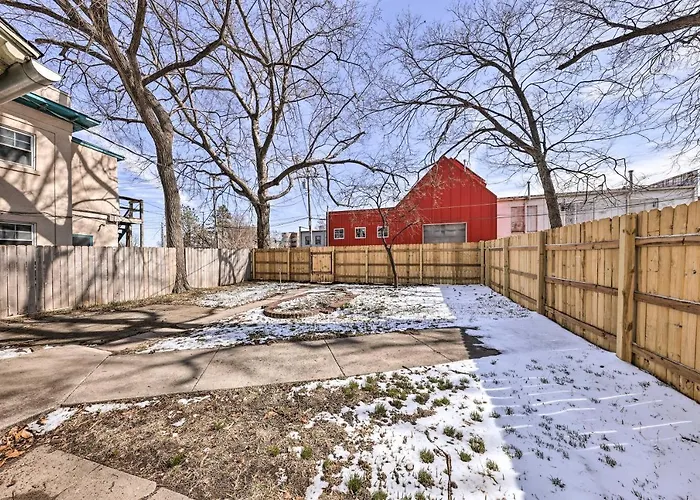 Newly Renovated Home Close To Dtwn Lawrence!