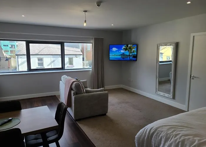 Quay St Apartment