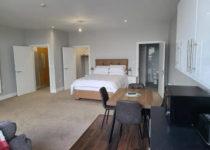 Quay St Apartment