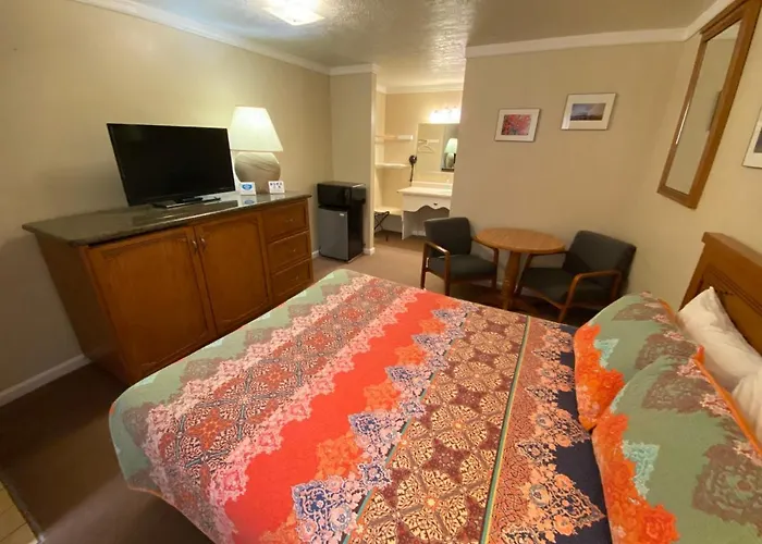 Independence Courthouse Motel