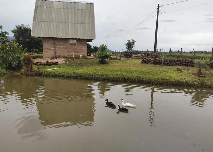 Hospedagem La No Sitio