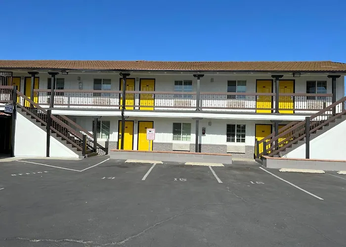 Escondido Inn