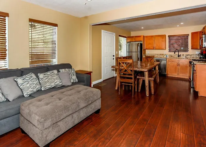 Fawnskin Chalet | Dual-Unit Retreat | Hot Tub, Game Room, Dog Run | Walk To Lake & Marina