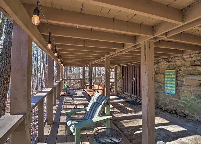 Scenic Greers Ferry Cabin W/ Deck + Fire Pit!