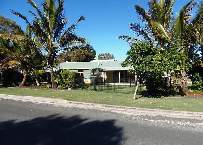 Palmgrove 2 Rainbow Beach