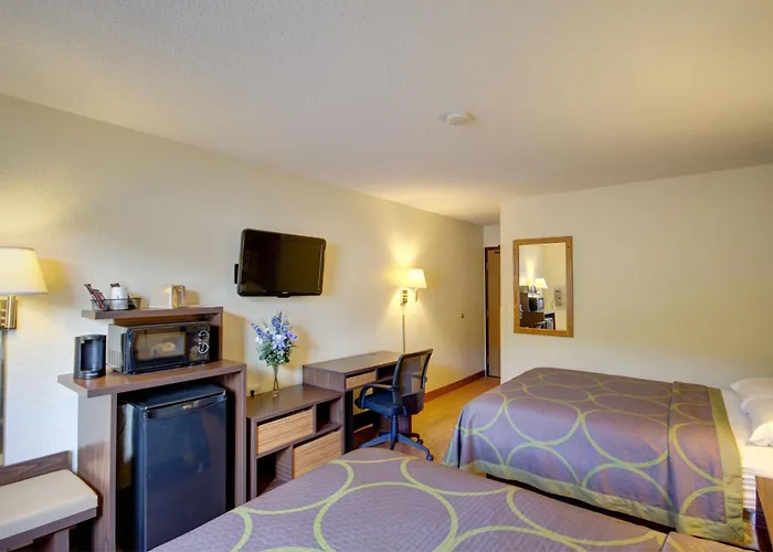 Super 8 By Wyndham Zanesville