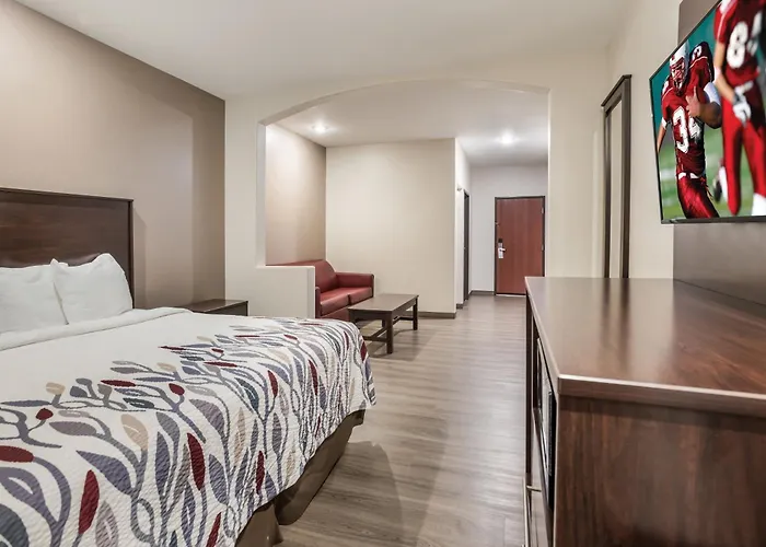 Red Roof Inn & Suites Lake Charles