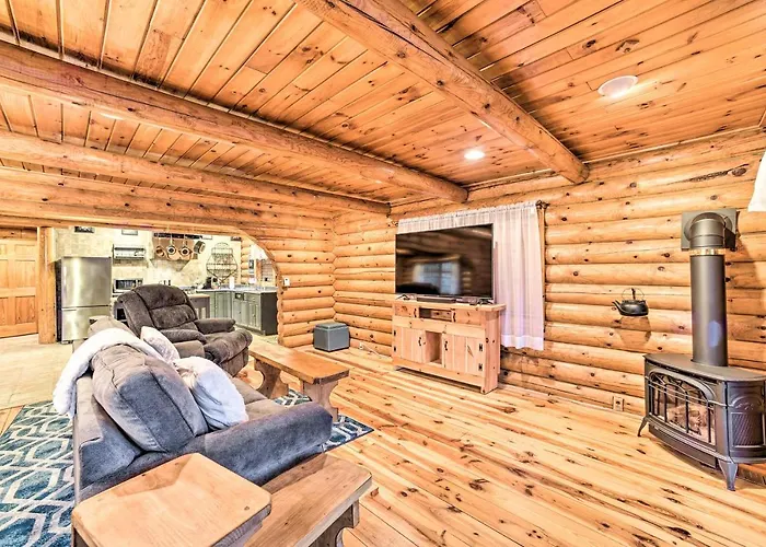 Spacious Cabin W/ Decks Near Saratoga Springs