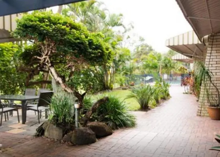 Bombora Resort - Coolangatta