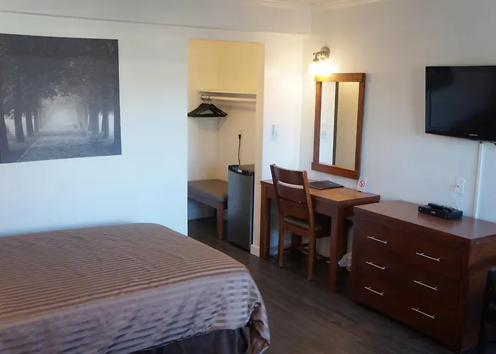 Westward Inn & Suites