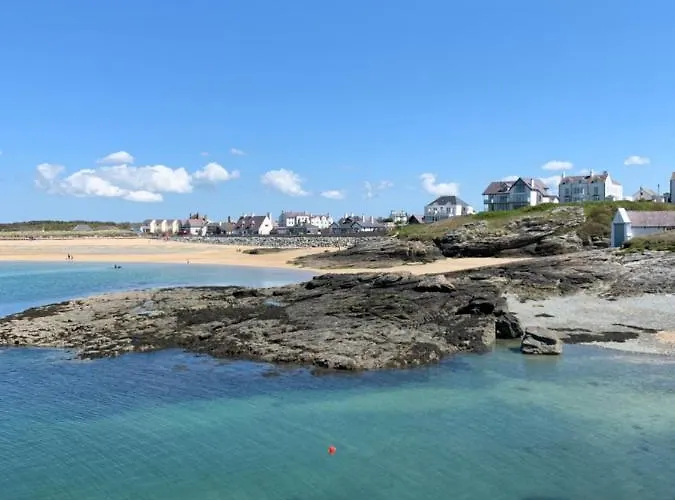Anglesey Coastal Cottage 200 Metres From Beach, Dog And Family Friendly