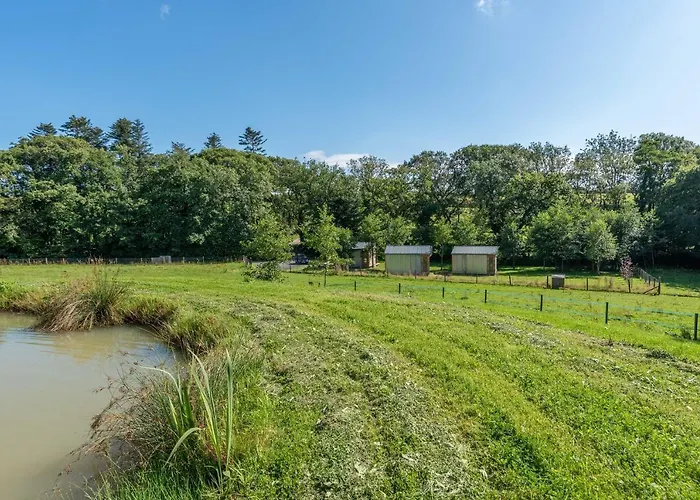 Sunset Cabins At The Oaks Woodland Retreat
