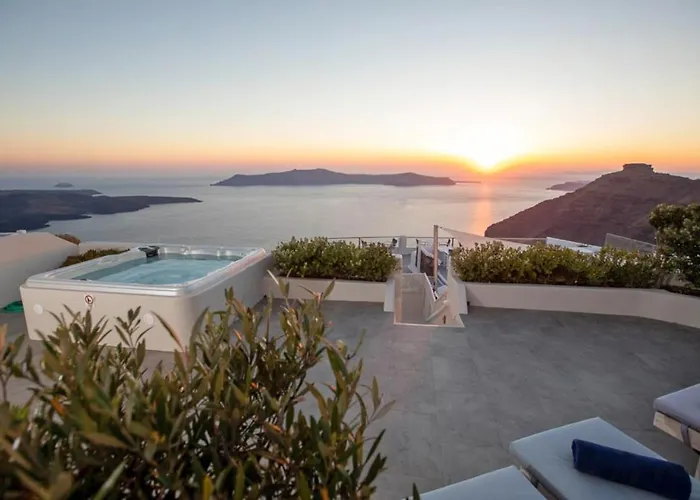 Sunset View Villa Santorini - With Outdoor Jacuzzi