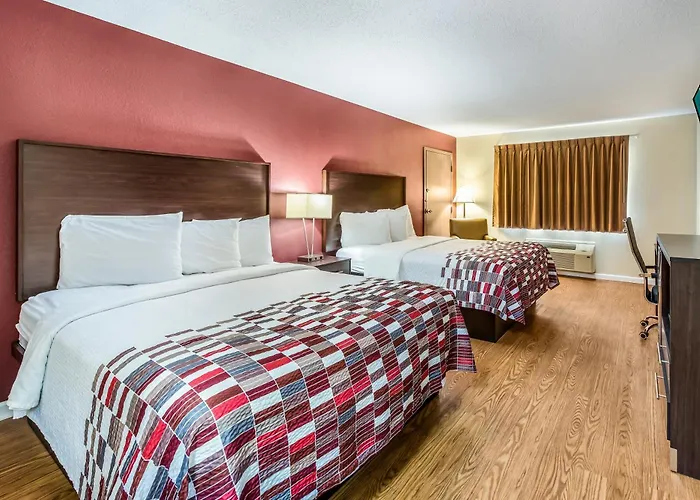 Red Roof Inn & Suites Wapakoneta