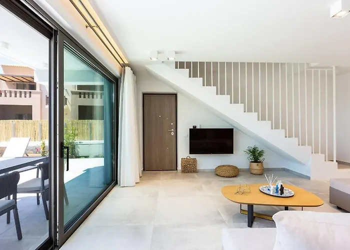 Villa Daphne-Naiades/ 2 Bedrooms,Luxury,Beachfront