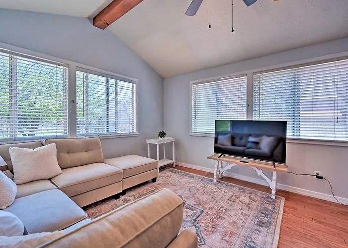 Whispering Pines Home: Fire Pit, Near Scenic Hikes