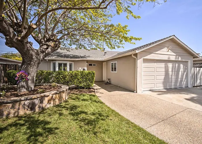 Family Home In Walkable Area Near Silicon Valley!