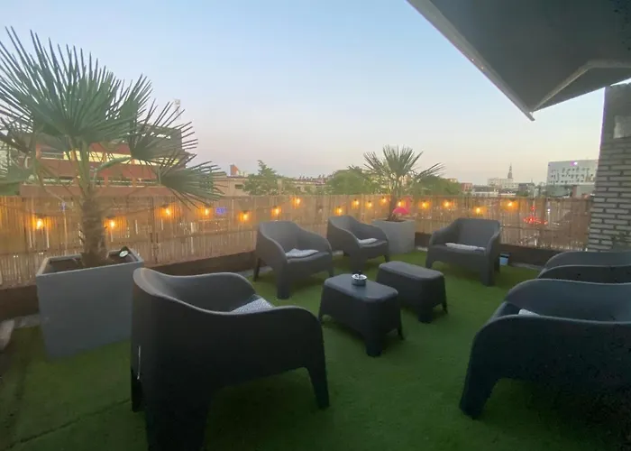 The Jungle - Duo Studio With Kingsize Terrace