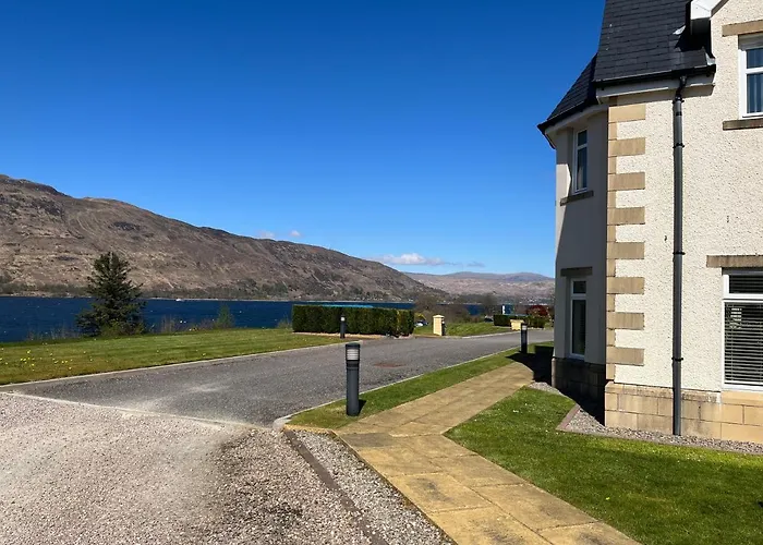 Corran, Glenloch View, Fort William 2-Bedroom Loch Side Flat