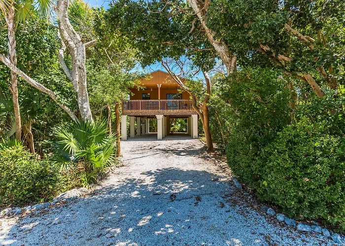 The Florida Keys Treehouse In Marathon, Fl