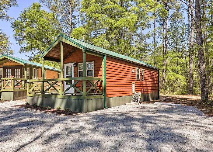 Family-Friendly Cabin ~ 5 Mi To Dtwn New Bern