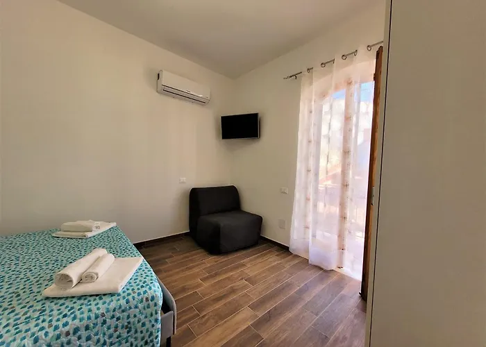 Casa "Paolo E Francesca" Monolocali Studio Apartments