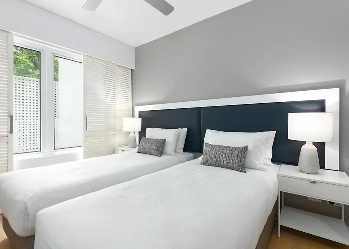 Beach Club Port Douglas Luxury Apartments