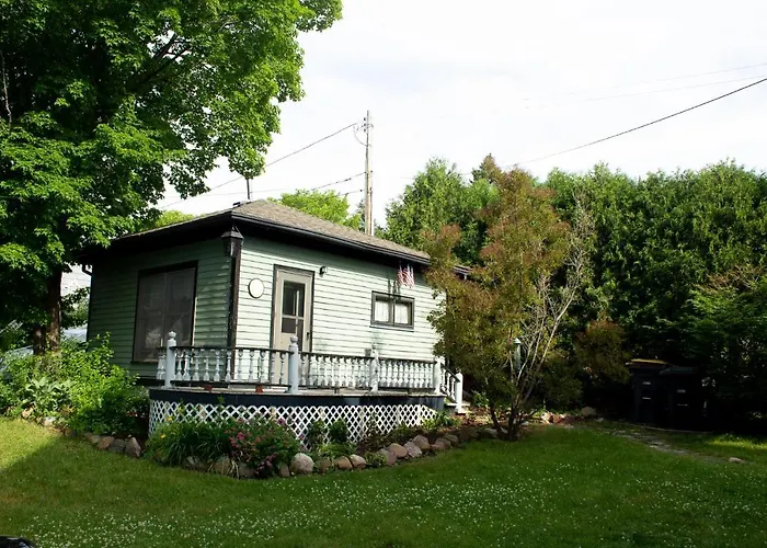 Harbor Hill House