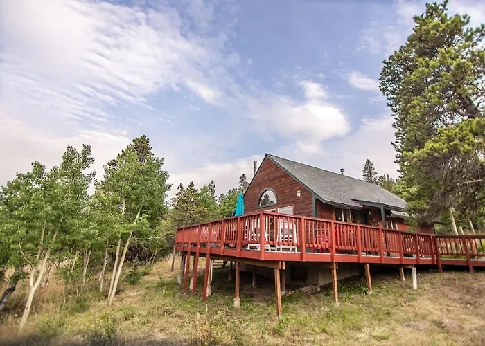 True Log Cabin, Floor-To-Ceiling Valley Views - Gated Community