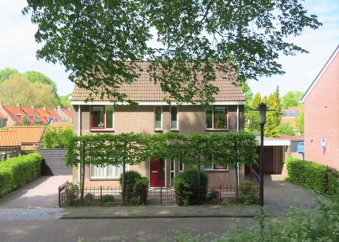 Holiday apartment free parking&airco Boven Jan Enkhuizen