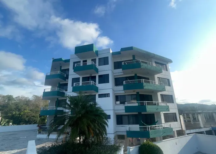 Beachside Apartment With 2 Pools, Same, Esmeraldas