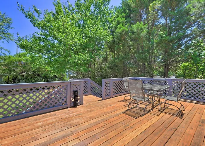Spacious Lanett Haven W/ Sunroom + Large Deck