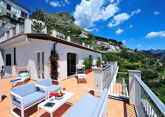 Amalfi Blu Retreat
