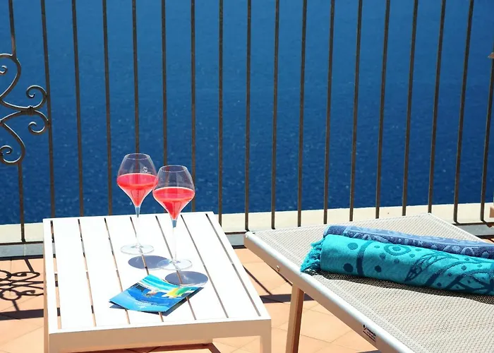 Amalfi Blu Retreat