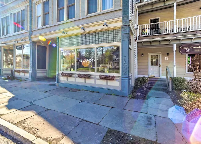 1/2 Mi To Windham Mtn: Main Street Condo