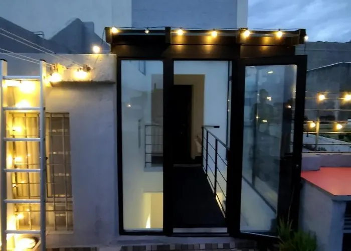 House With Large Terrace, Jacuzzi And Gated Parking For One Car