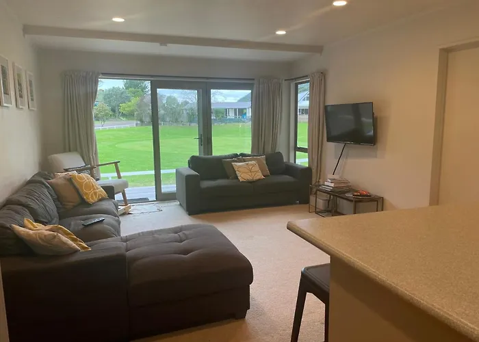 On The Green - Pauanui Holiday Home