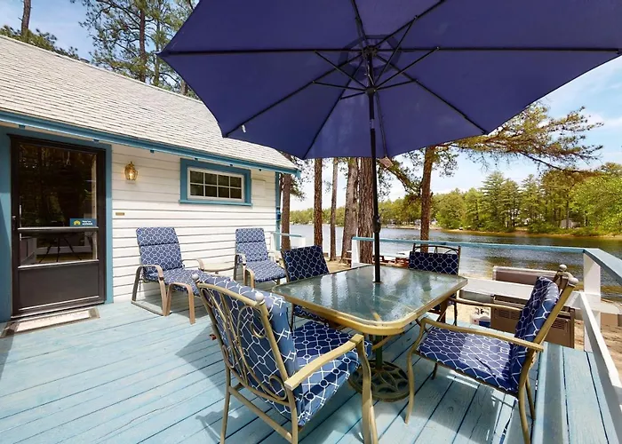 Lake House Retreat