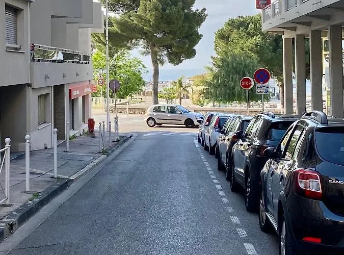 Studio Equipe-Climatise Avec Balcon Au Mourillon A 20M De La Plage