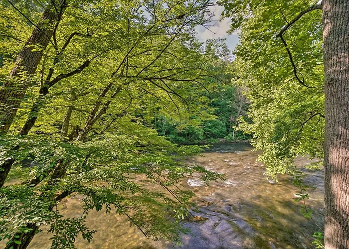 Crystal River Cabin W/ Scenic View & Fire Pit